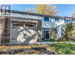 4 - 141 RIPLEY COURT, Oakville, Ontario