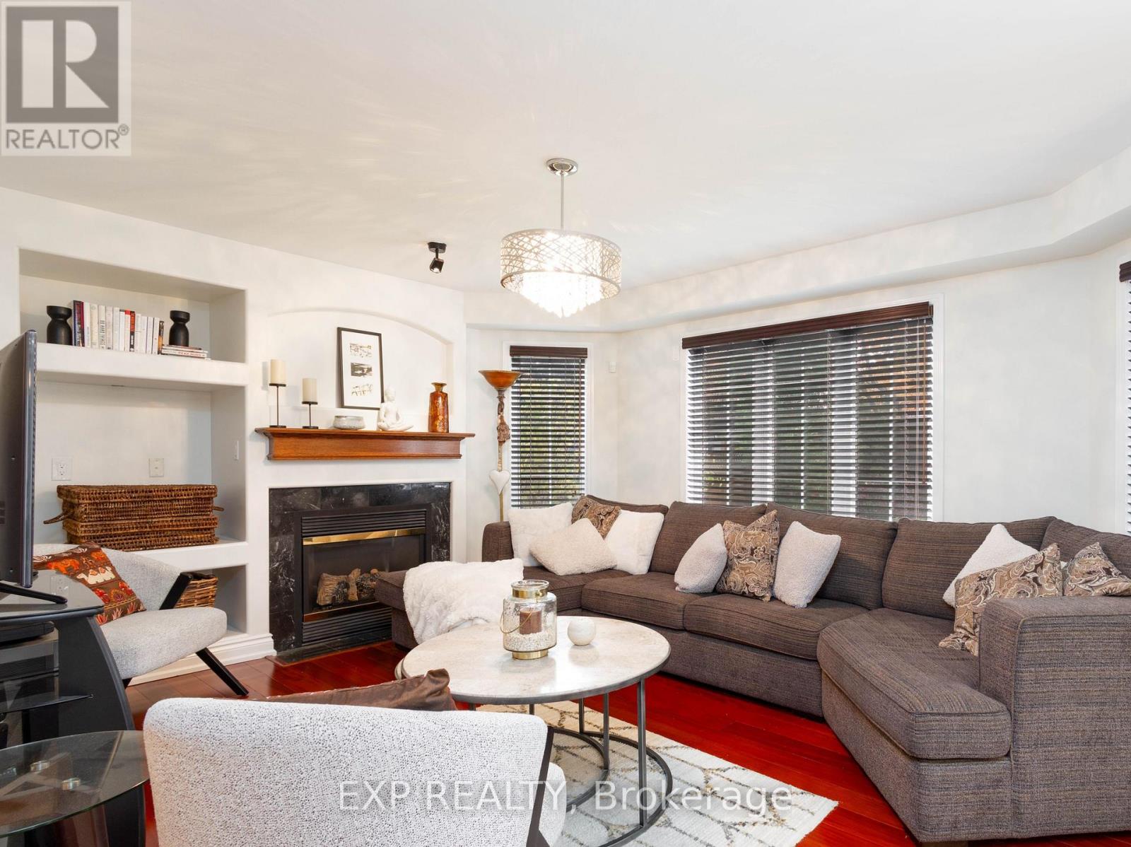 32 Fireside Drive, Brampton, Ontario  L7A 1P2 - Photo 10 - W12485081