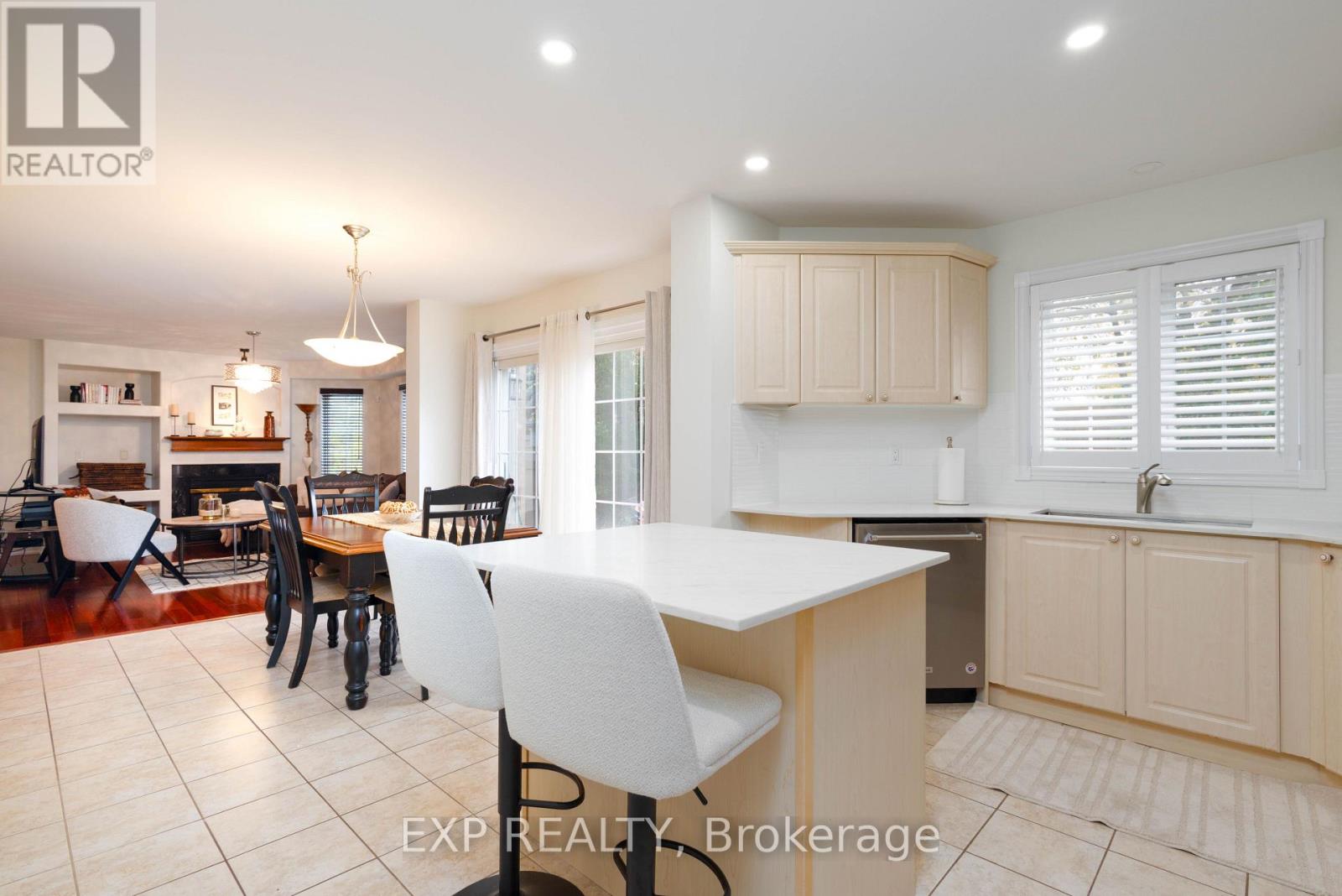 32 Fireside Drive, Brampton, Ontario  L7A 1P2 - Photo 16 - W12485081