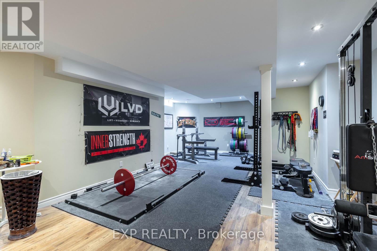 32 Fireside Drive, Brampton, Ontario  L7A 1P2 - Photo 35 - W12485081