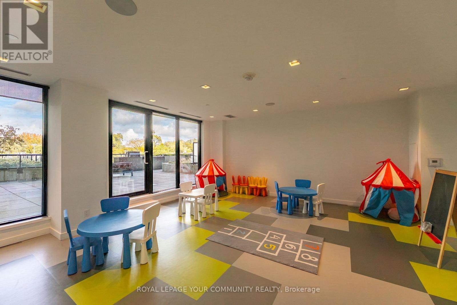 325 - 7 Smith Crescent, Toronto, Ontario  M8Z 0G3 - Photo 23 - W12485084