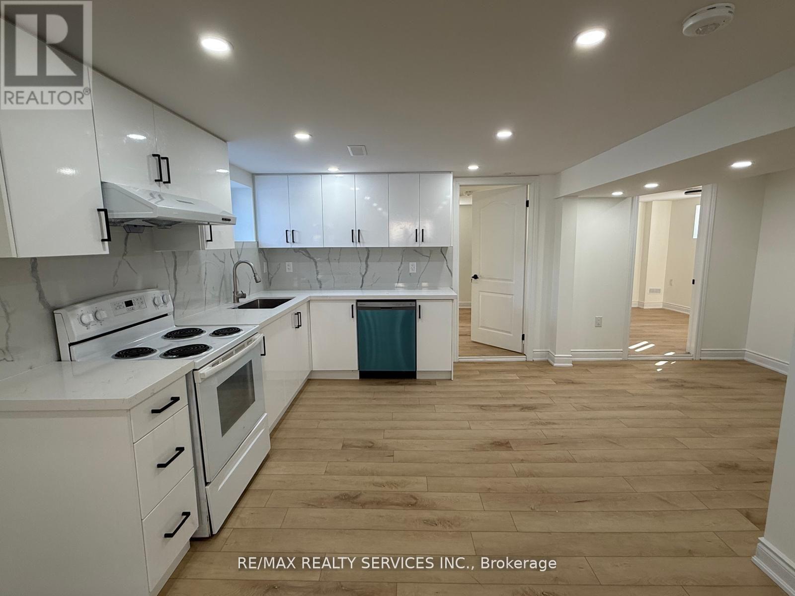 Bsmt - 234 Morden Road, Oakville, Ontario  L6K 2S3 - Photo 3 - W12485099