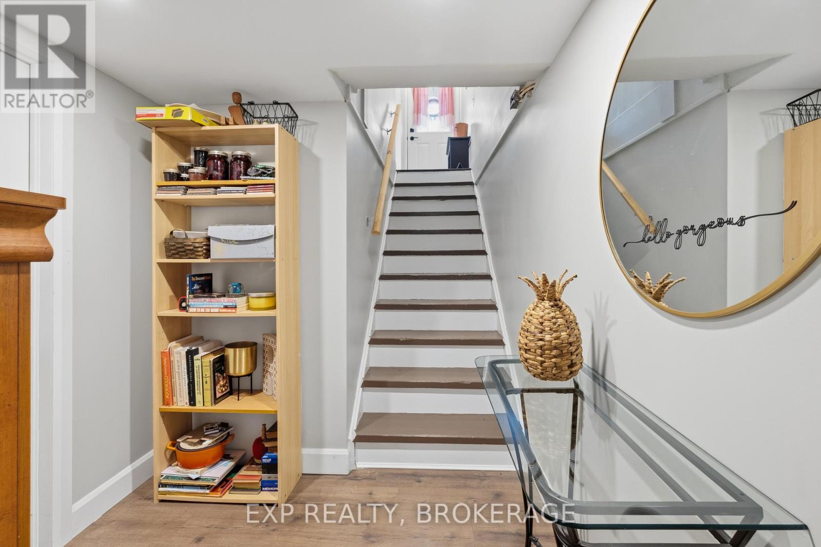 215 Victoria Avenue, Gananoque, Ontario  K7G 2S3 - Photo 19 - X12485124