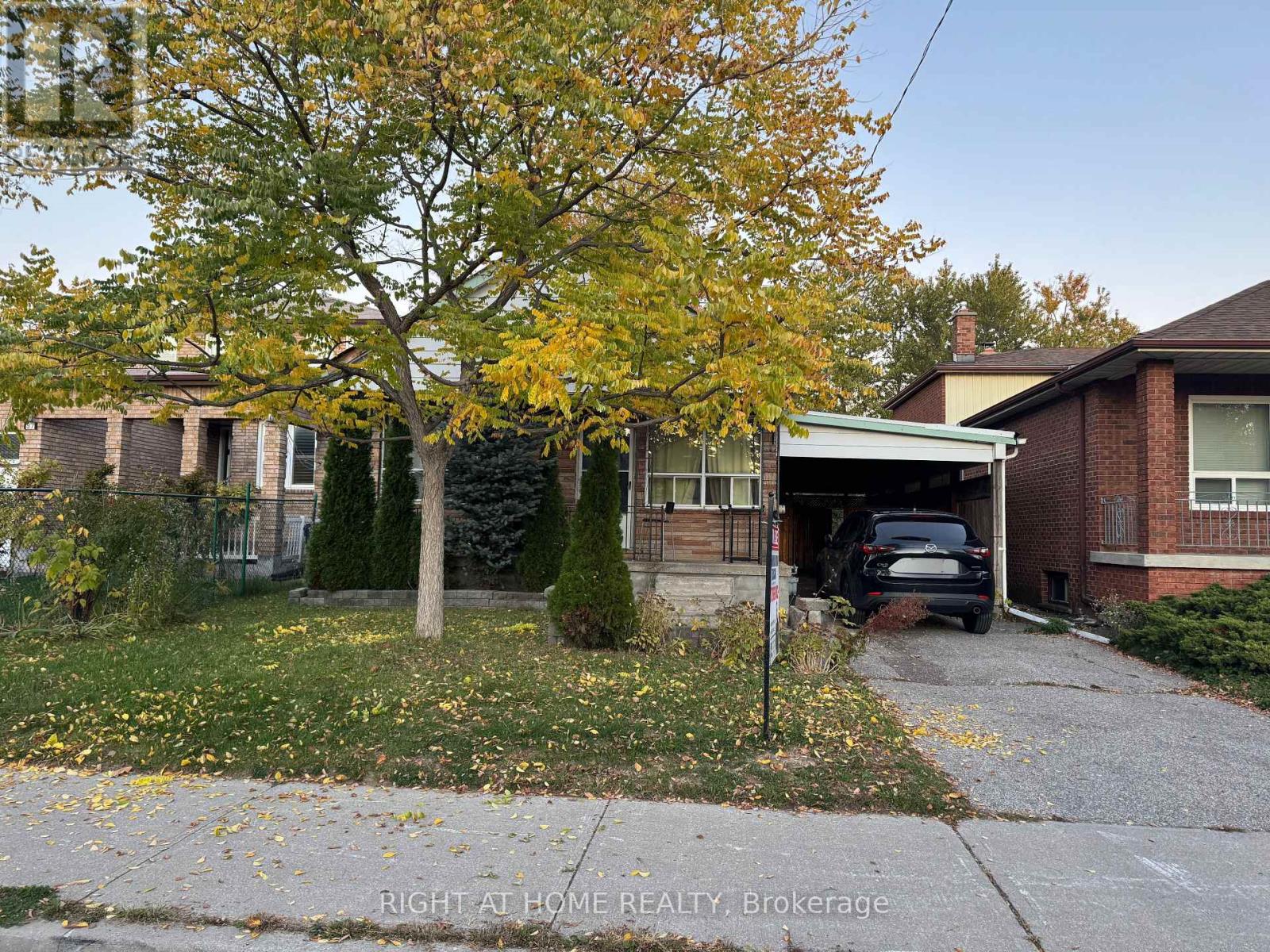 BASEMENT - 35 COMMONWEALTH AVENUE, Toronto, Ontario