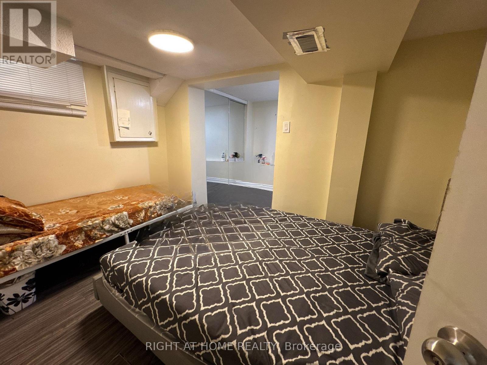 Basement - 35 Commonwealth Avenue, Toronto, Ontario  M1K 4K1 - Photo 21 - E12453622