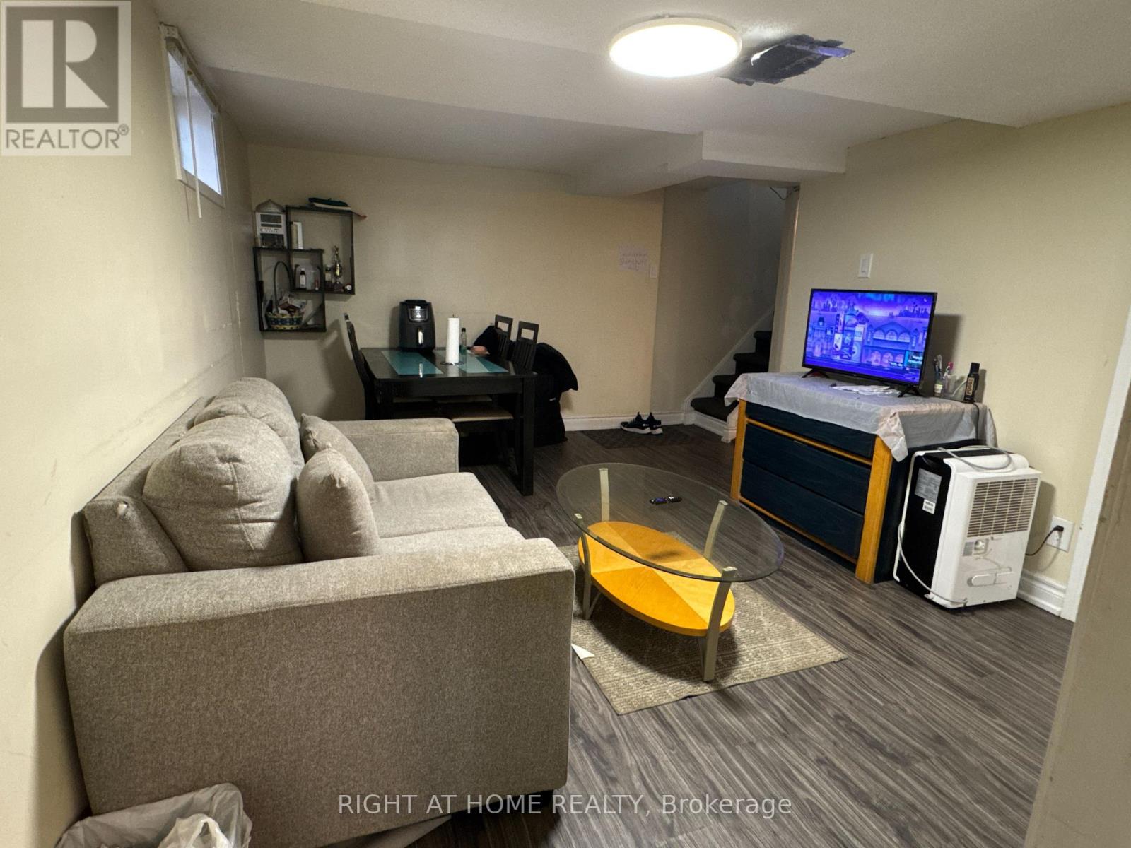 Basement - 35 Commonwealth Avenue, Toronto, Ontario  M1K 4K1 - Photo 5 - E12453622