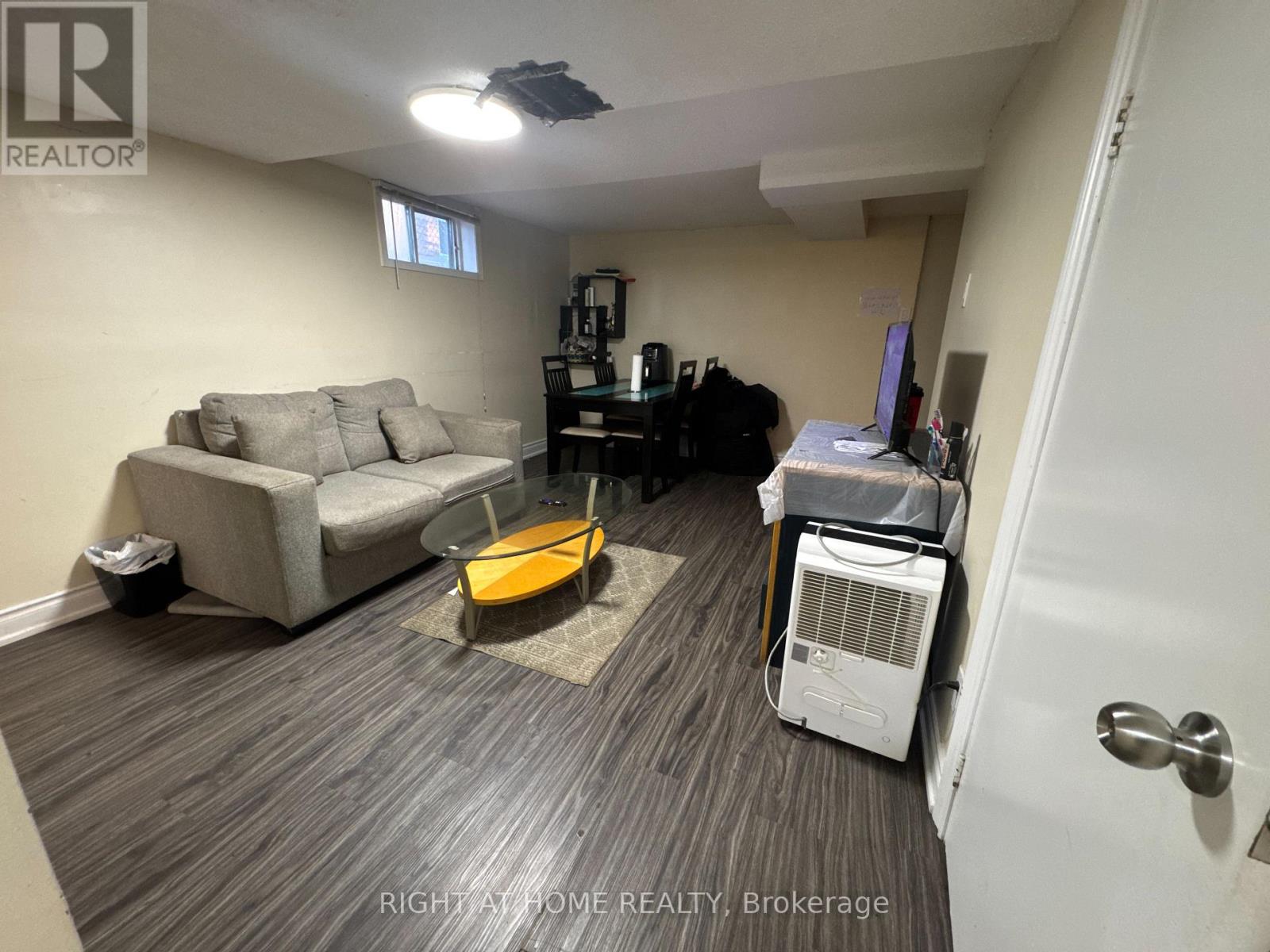 Basement - 35 Commonwealth Avenue, Toronto, Ontario  M1K 4K1 - Photo 6 - E12453622