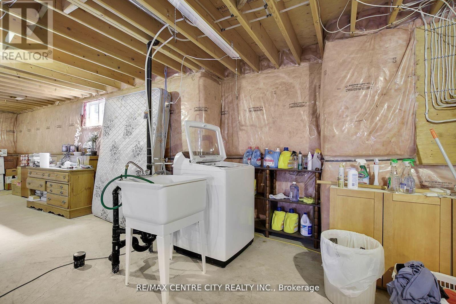 1307 Nicole Avenue, London North, Ontario  N5X 4M7 - Photo 31 - X12485138