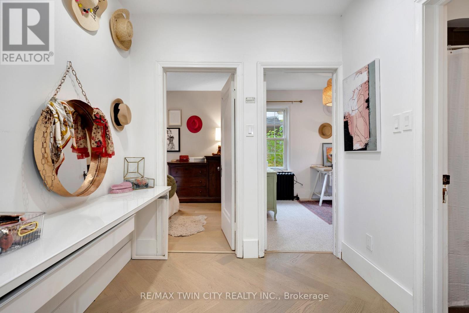 360 Luella Street, Kitchener, Ontario  N2H 2J4 - Photo 23 - X12485086