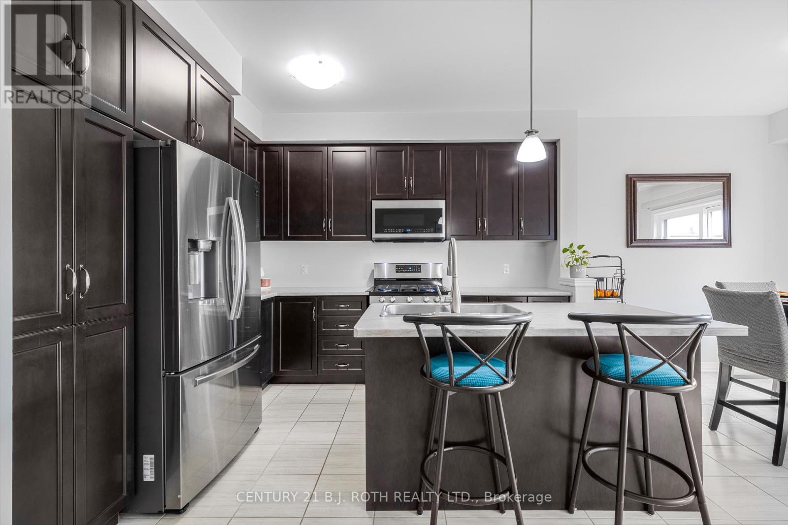 66 Severino Circle, West Lincoln (Smithville), Ontario  L0R 2A0 - Photo 10 - X12485096