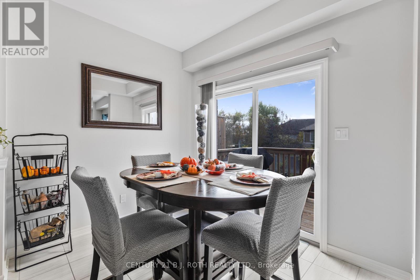 66 Severino Circle, West Lincoln (Smithville), Ontario  L0R 2A0 - Photo 13 - X12485096