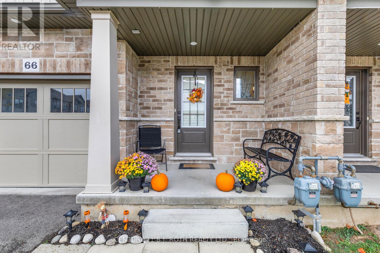 66 Severino Circle, West Lincoln (Smithville), Ontario  L0R 2A0 - Photo 2 - X12485096