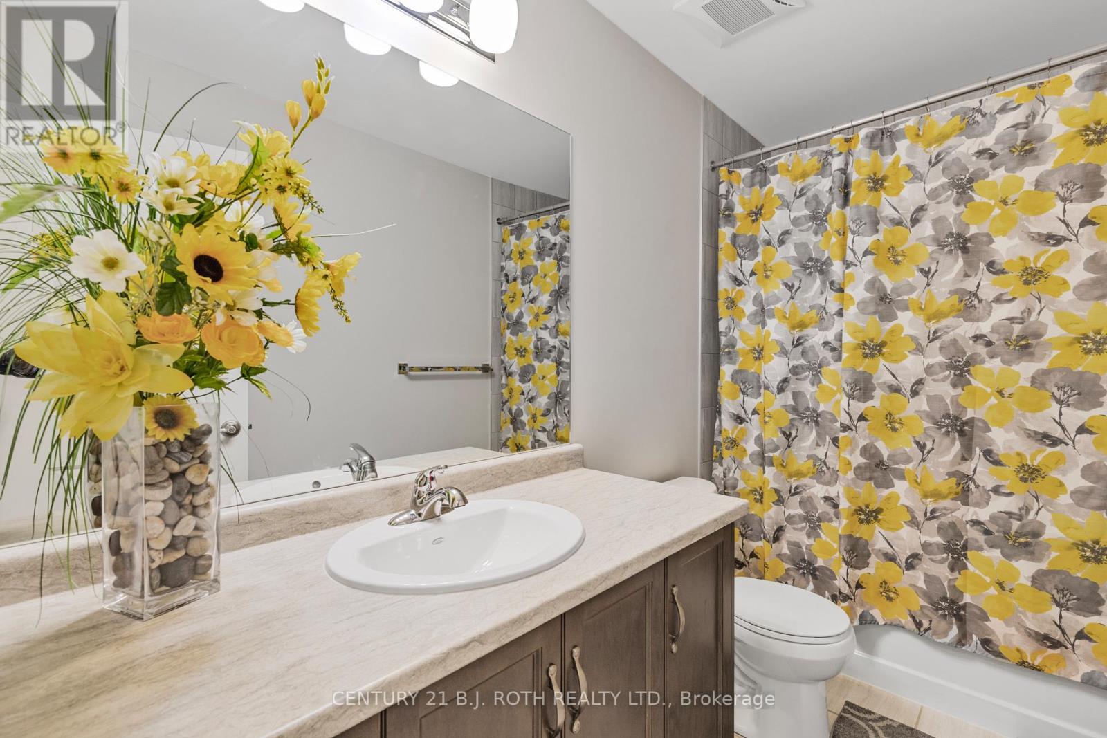 66 Severino Circle, West Lincoln (Smithville), Ontario  L0R 2A0 - Photo 24 - X12485096