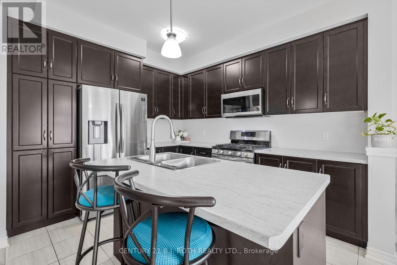 66 Severino Circle, West Lincoln (Smithville), Ontario  L0R 2A0 - Photo 8 - X12485096