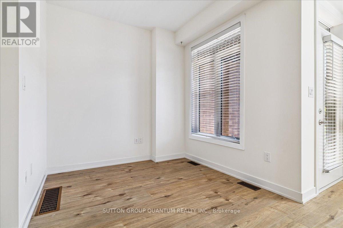 105 - 590 North Service Road, Hamilton, Ontario  L8E 0K5 - Photo 17 - X12485100