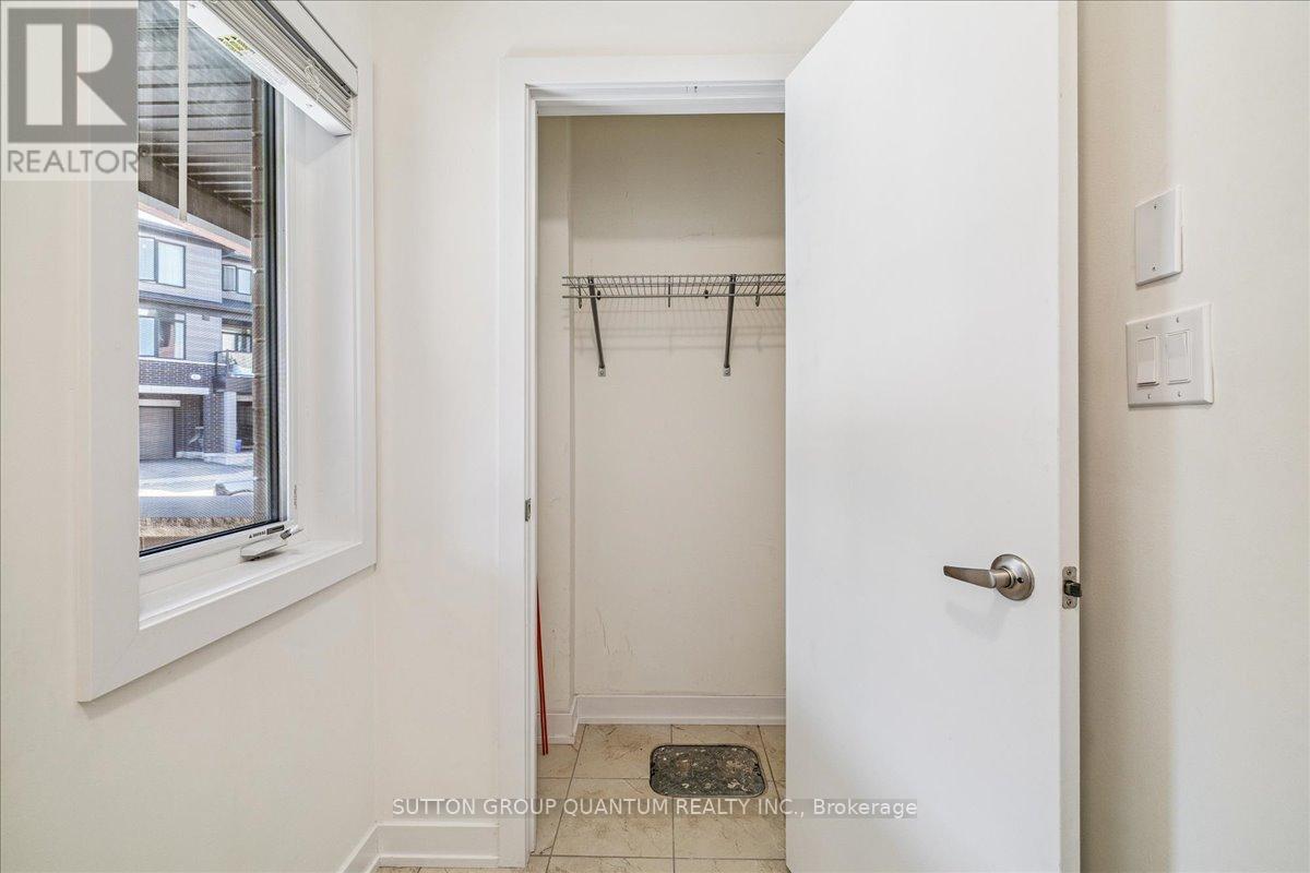 105 - 590 North Service Road, Hamilton, Ontario  L8E 0K5 - Photo 5 - X12485100