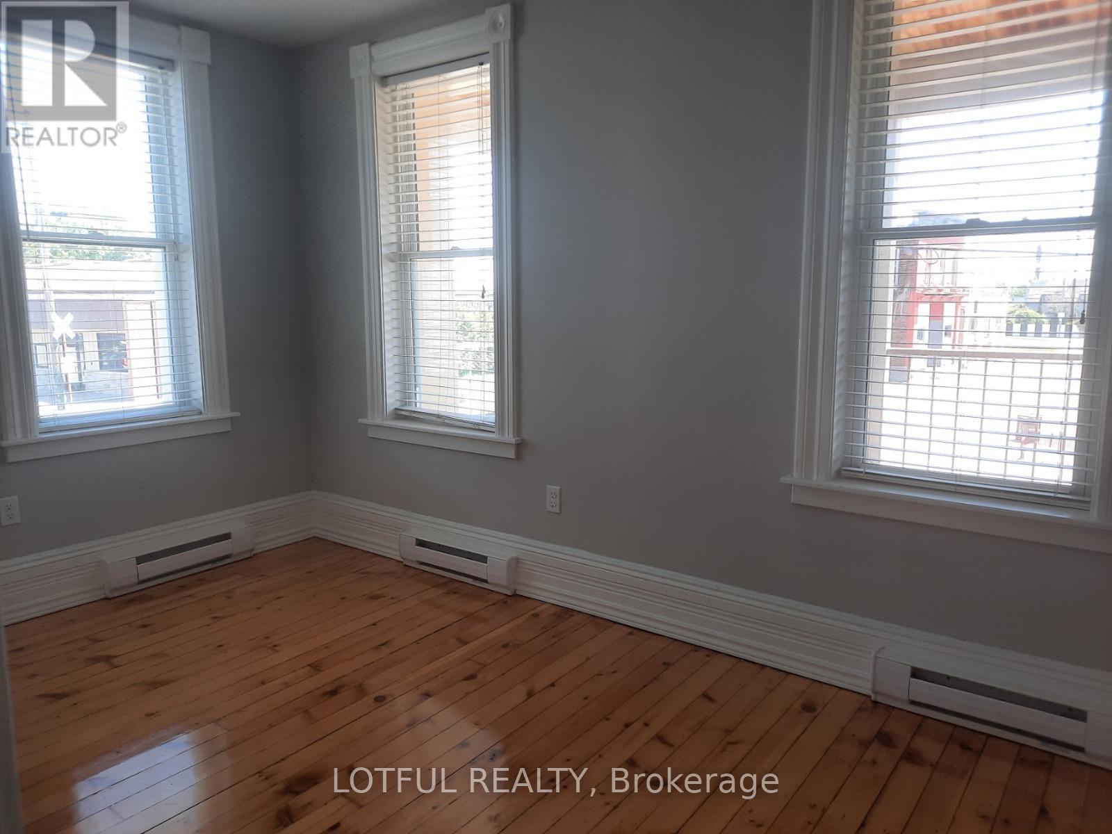 2 - 2084 Dundas Street, Edwardsburgh/cardinal, Ontario  K0E 1E0 - Photo 12 - X12485152