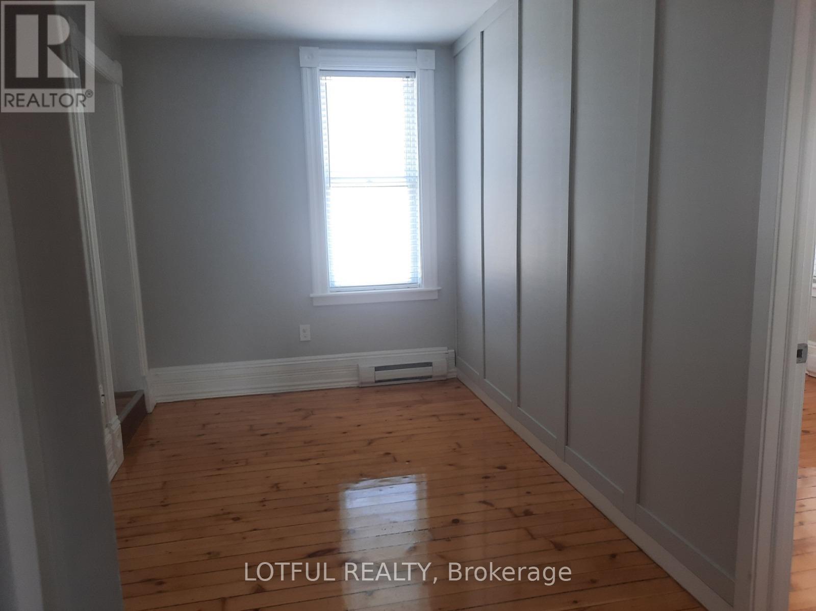 2 - 2084 Dundas Street, Edwardsburgh/cardinal, Ontario  K0E 1E0 - Photo 2 - X12485152