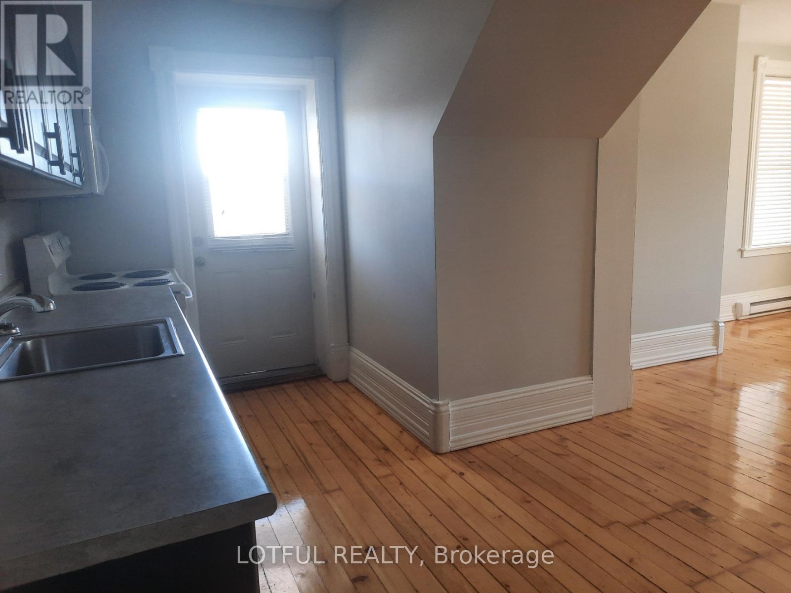 2 - 2084 Dundas Street, Edwardsburgh/cardinal, Ontario  K0E 1E0 - Photo 7 - X12485152