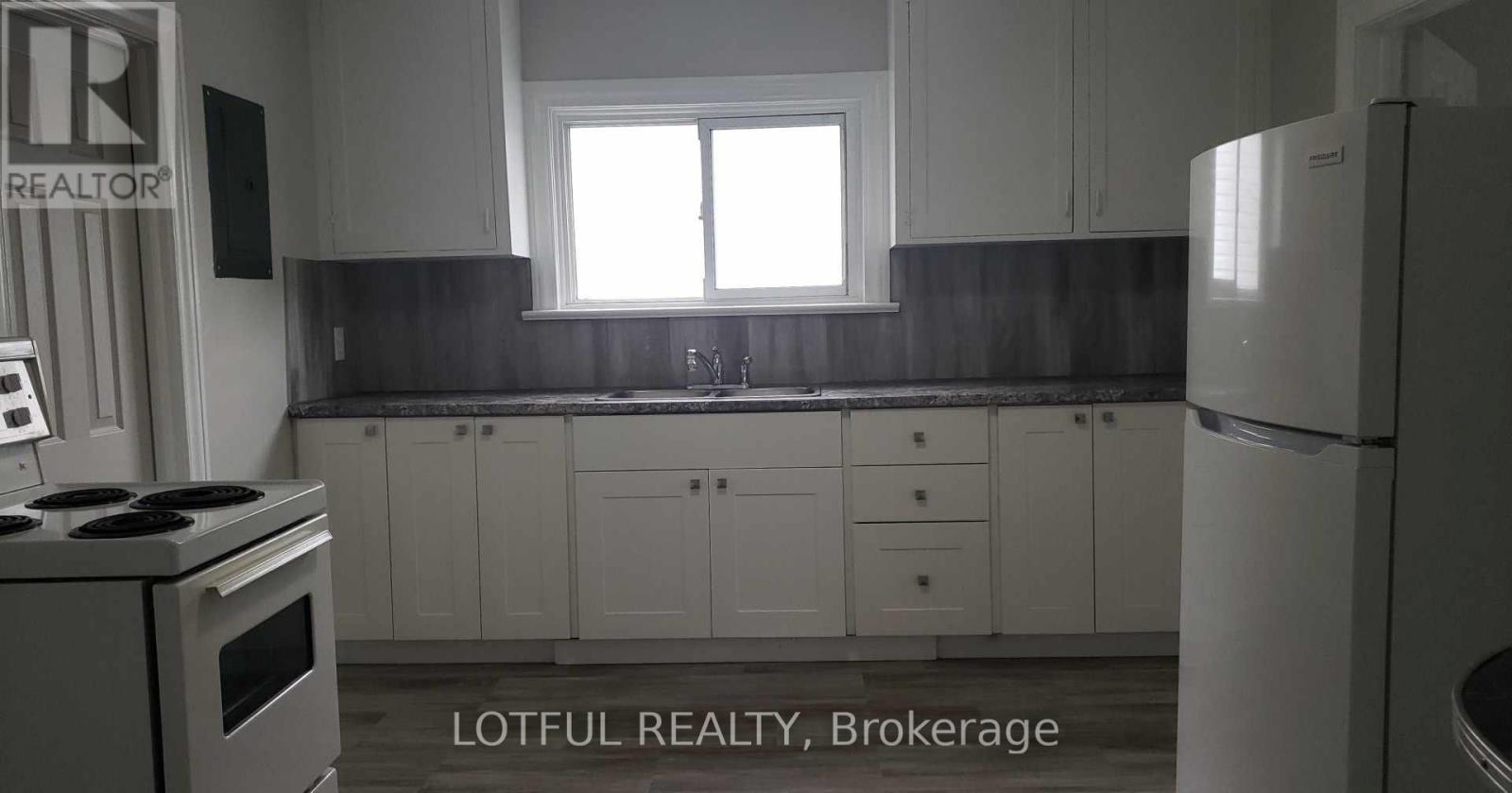 4 - 31 Main Street, North Dundas, Ontario  L9H 2P7 - Photo 9 - X12485156