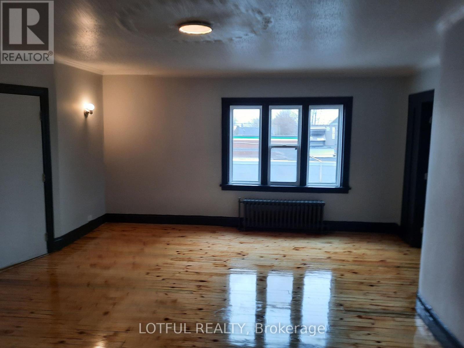 5 - 31 Main Street, North Dundas, Ontario  L9H 2P7 - Photo 18 - X12485158