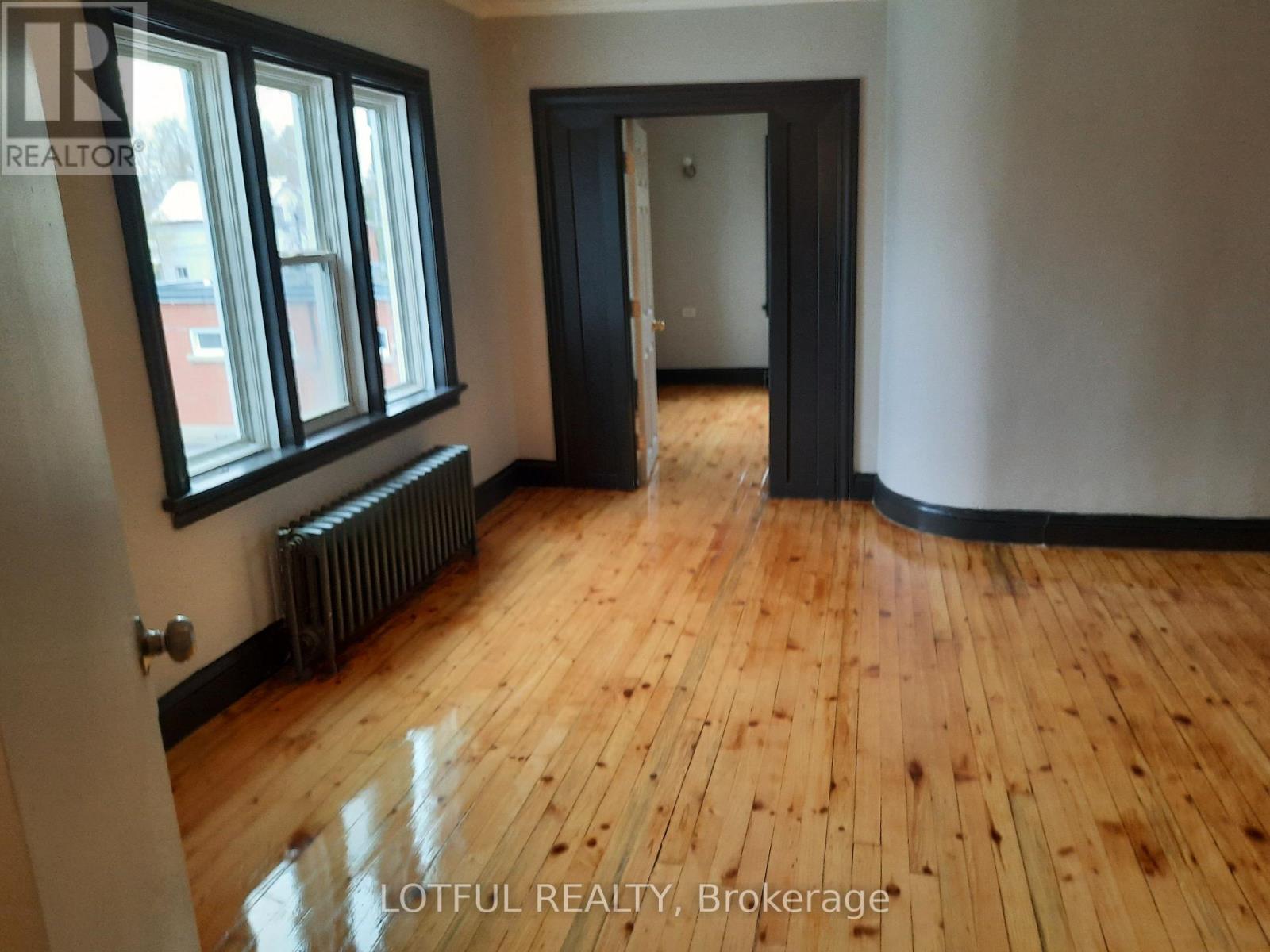 5 - 31 Main Street, North Dundas, Ontario  L9H 2P7 - Photo 4 - X12485158