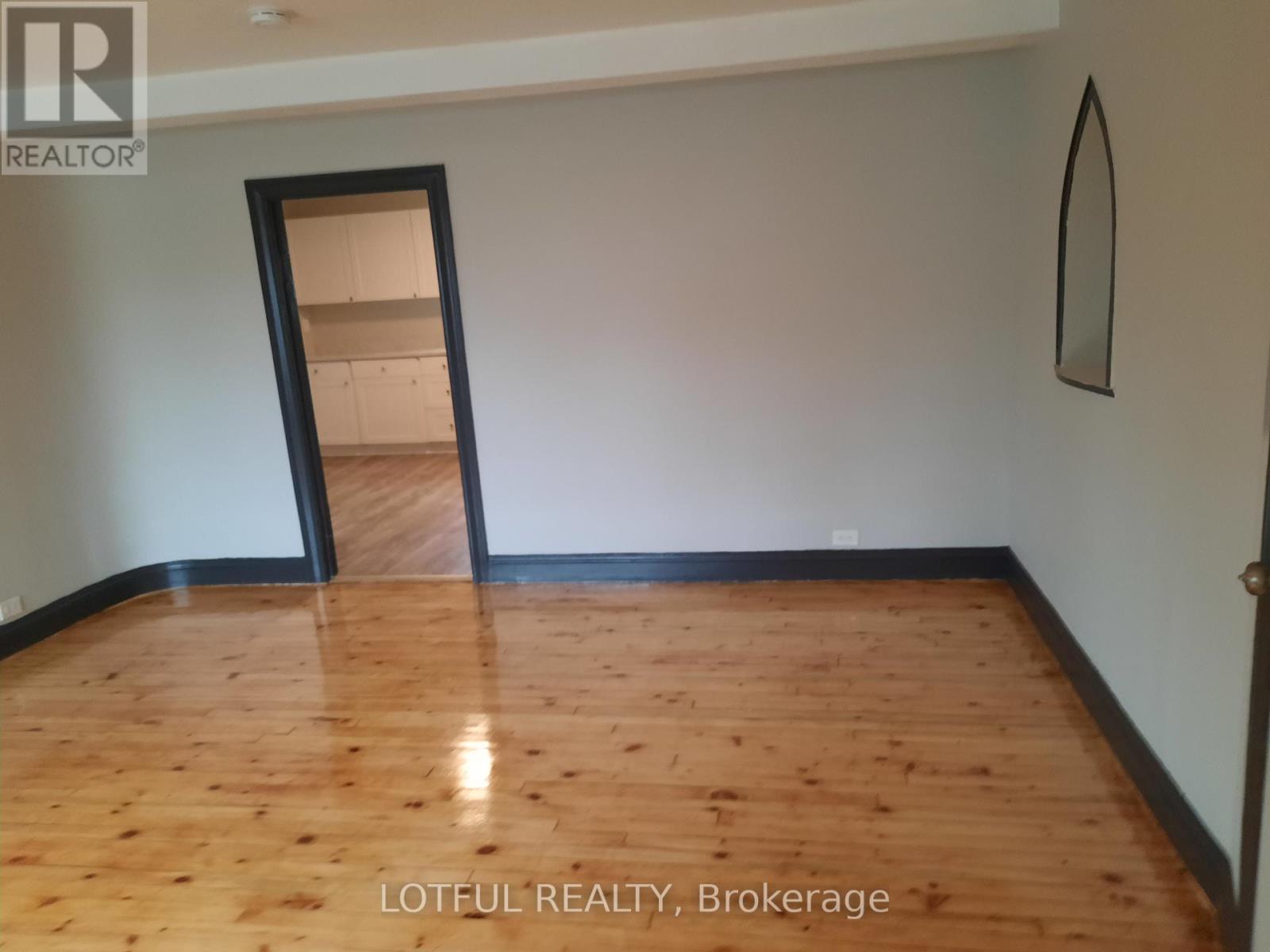 5 - 31 Main Street, North Dundas, Ontario  L9H 2P7 - Photo 5 - X12485158