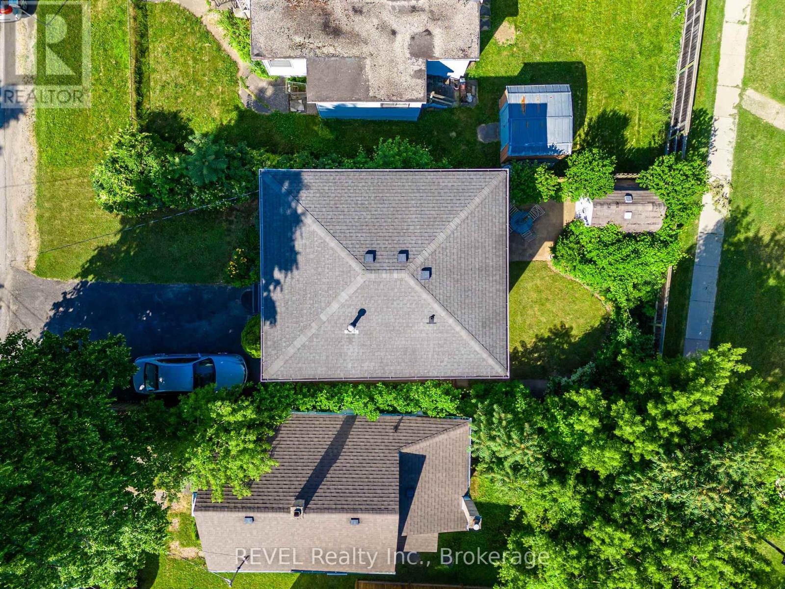 37 Manchester Avenue, St. Catharines, Ontario  L2R 1N9 - Photo 28 - X12485114