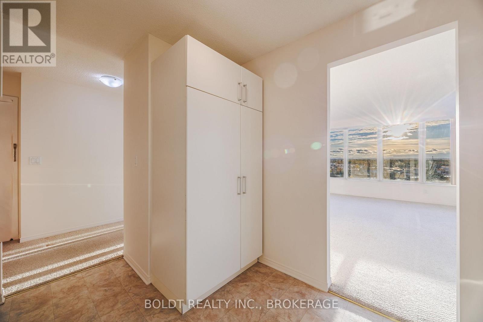 809 - 81 Scott Street, St. Catharines, Ontario  L2N 7L5 - Photo 10 - X12485120