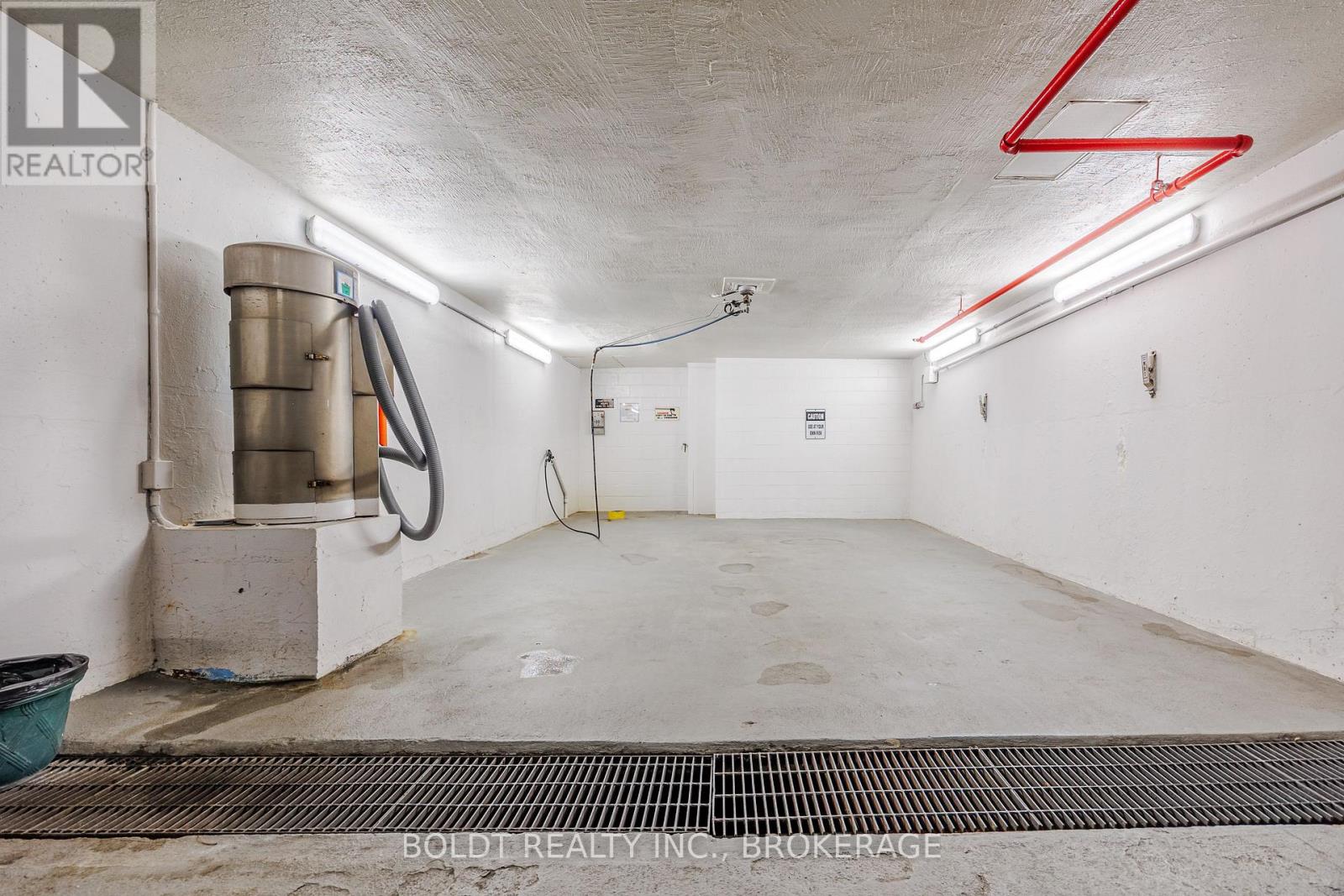 809 - 81 Scott Street, St. Catharines, Ontario  L2N 7L5 - Photo 27 - X12485120