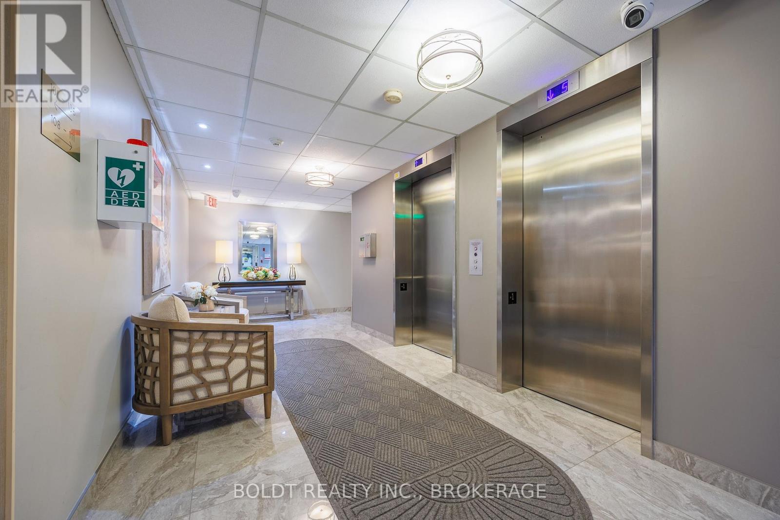 809 - 81 Scott Street, St. Catharines, Ontario  L2N 7L5 - Photo 5 - X12485120