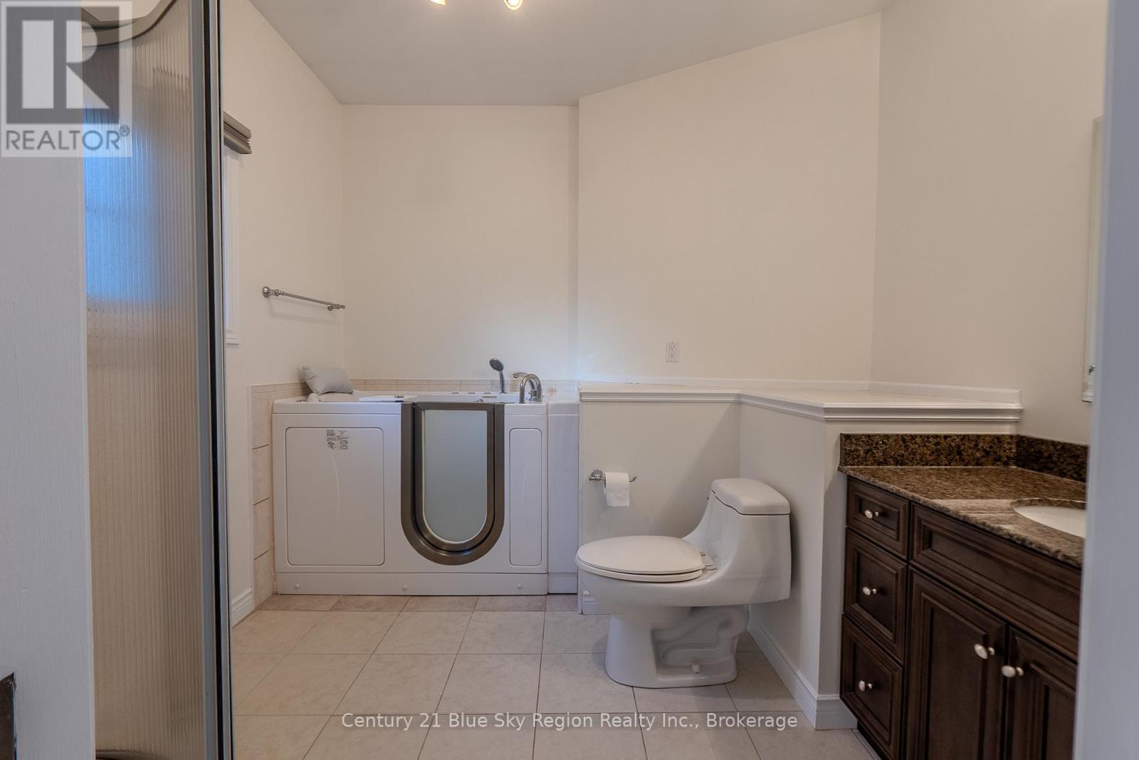 30 - 1134 Premier Road, North Bay, Ontario P1A 2J1 - Photo 21 - X12485142