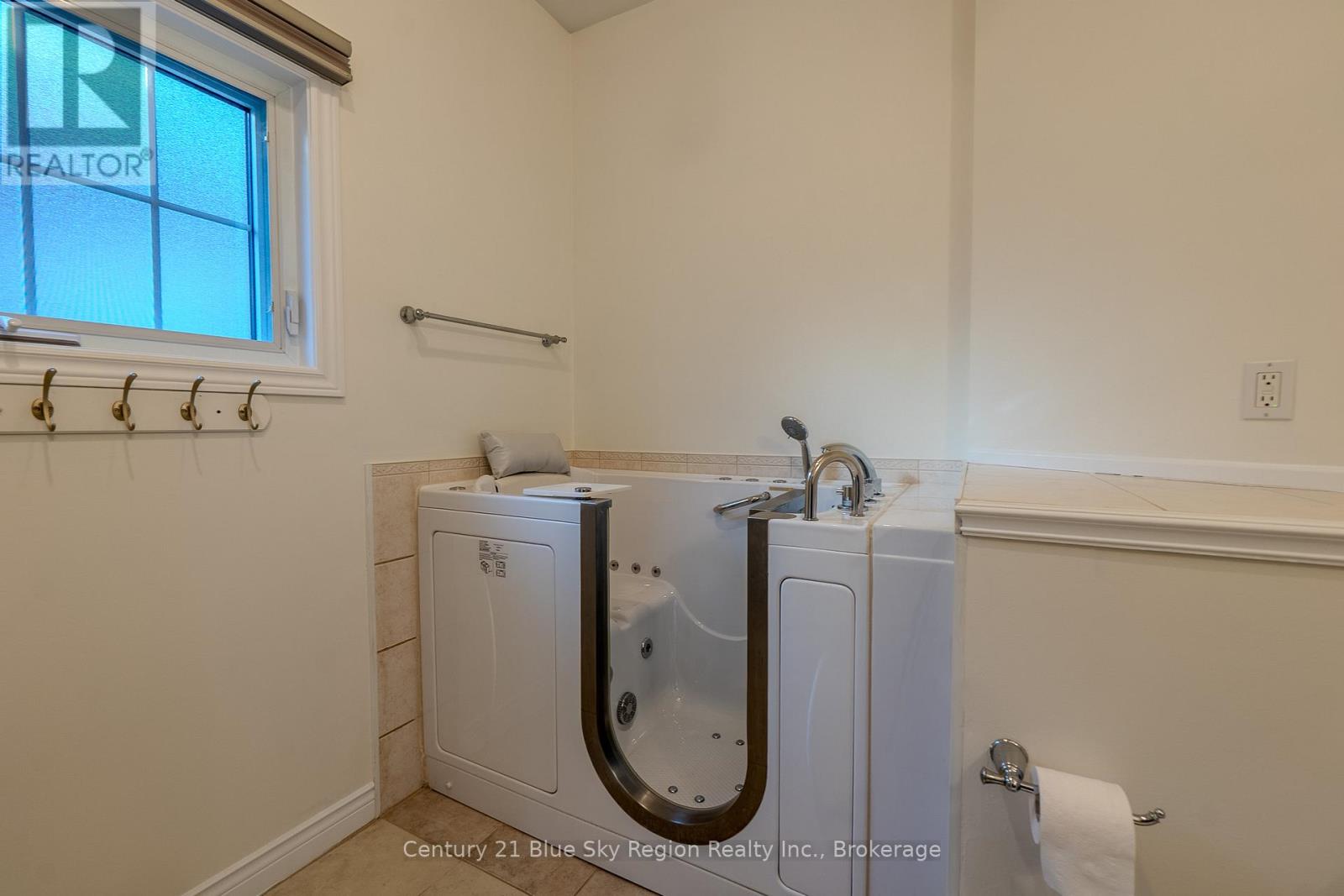 30 - 1134 Premier Road, North Bay, Ontario P1A 2J1 - Photo 22 - X12485142