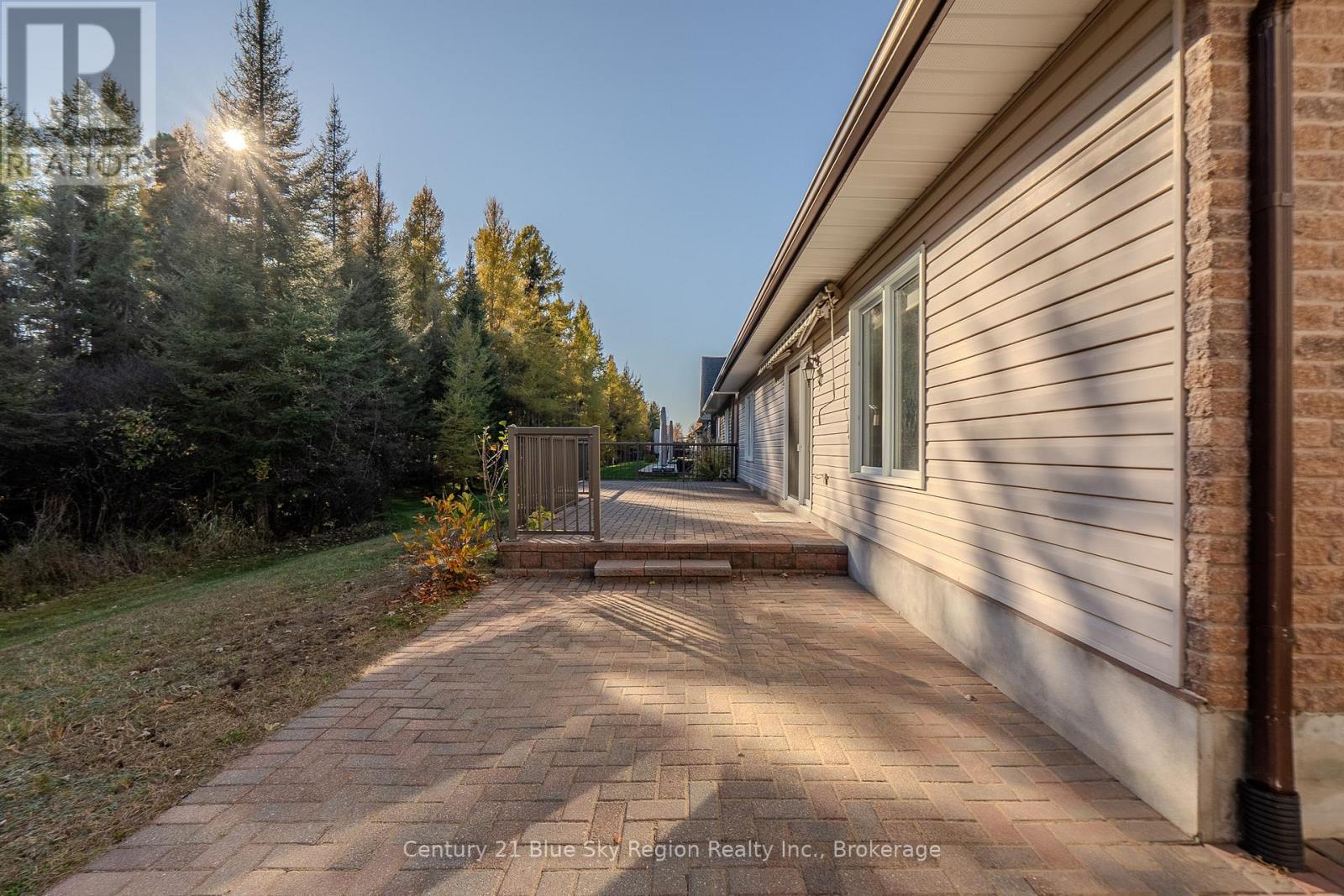 30 - 1134 Premier Road, North Bay, Ontario P1A 2J1 - Photo 36 - X12485142