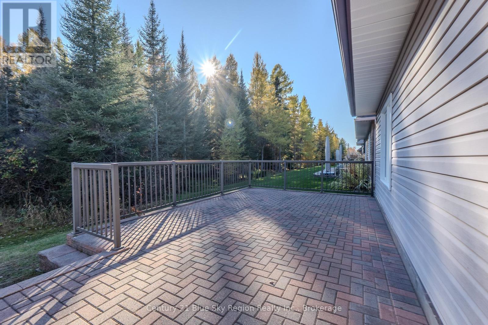 30 - 1134 Premier Road, North Bay, Ontario P1A 2J1 - Photo 40 - X12485142