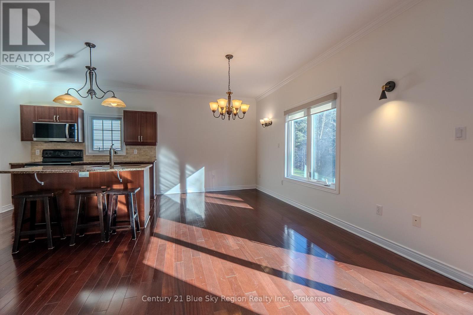 30 - 1134 Premier Road, North Bay, Ontario P1A 2J1 - Photo 8 - X12485142