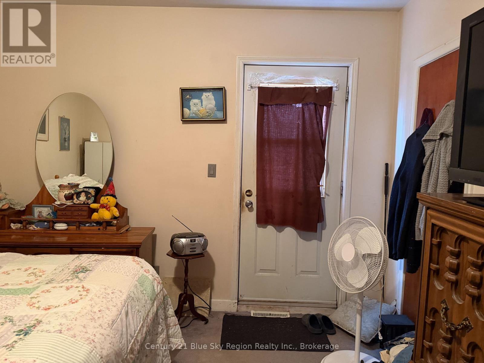 973 Ann Street, North Bay, Ontario P1B 5M3 - Photo 13 - X12485149