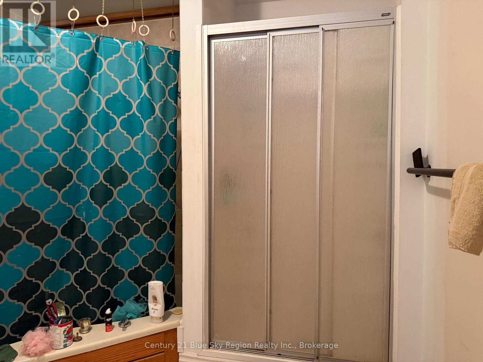 973 Ann Street, North Bay, Ontario P1B 5M3 - Photo 19 - X12485149