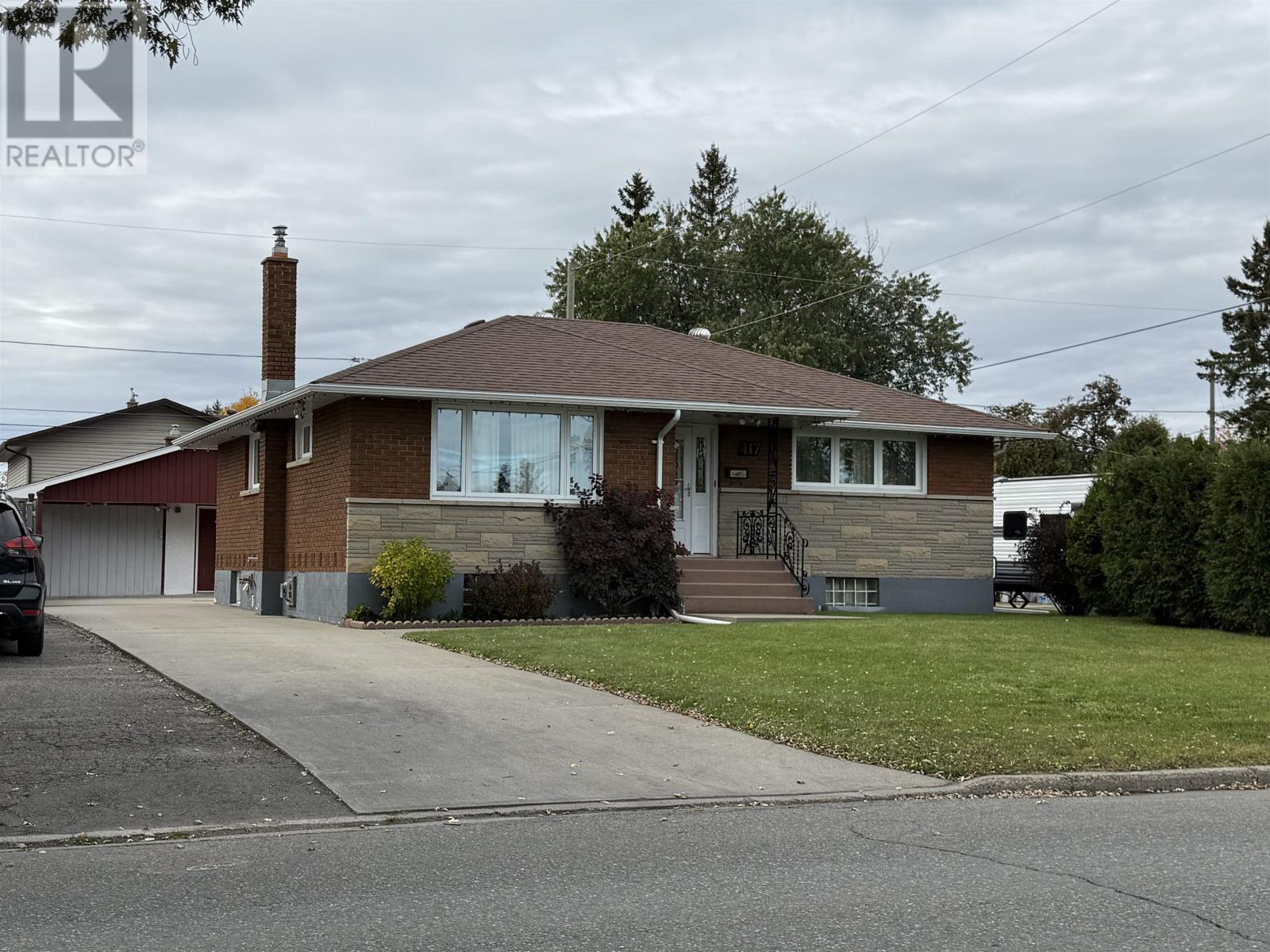 417 BROWN STREET, THUNDER BAY, Ontario