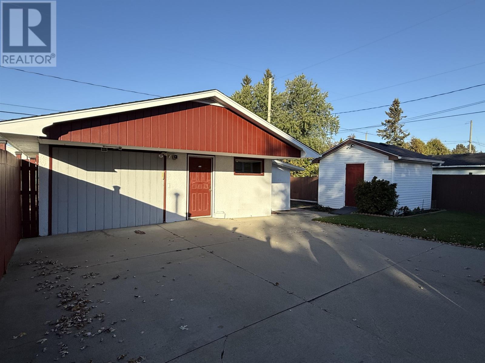 417 Brown Street, Thunder Bay, Ontario  P7E 2K1 - Photo 4 - TB253332