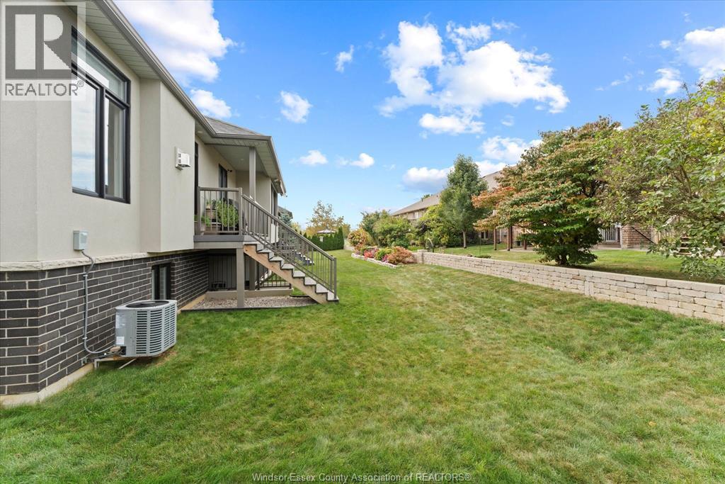 91 Carolina Woods Crescent, Leamington, Ontario  N8H 5N2 - Photo 35 - 25027315