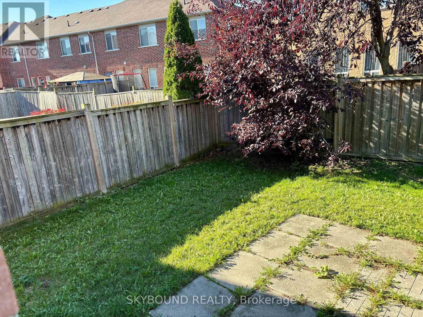 12 Sled Dog Road, Brampton, Ontario  L6R 0H8 - Photo 14 - W12454032