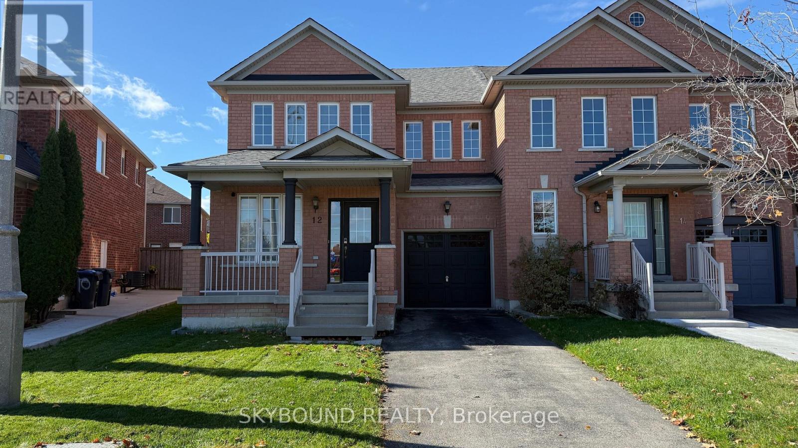 12 Sled Dog Road, Brampton, Ontario  L6R 0H8 - Photo 2 - W12454032