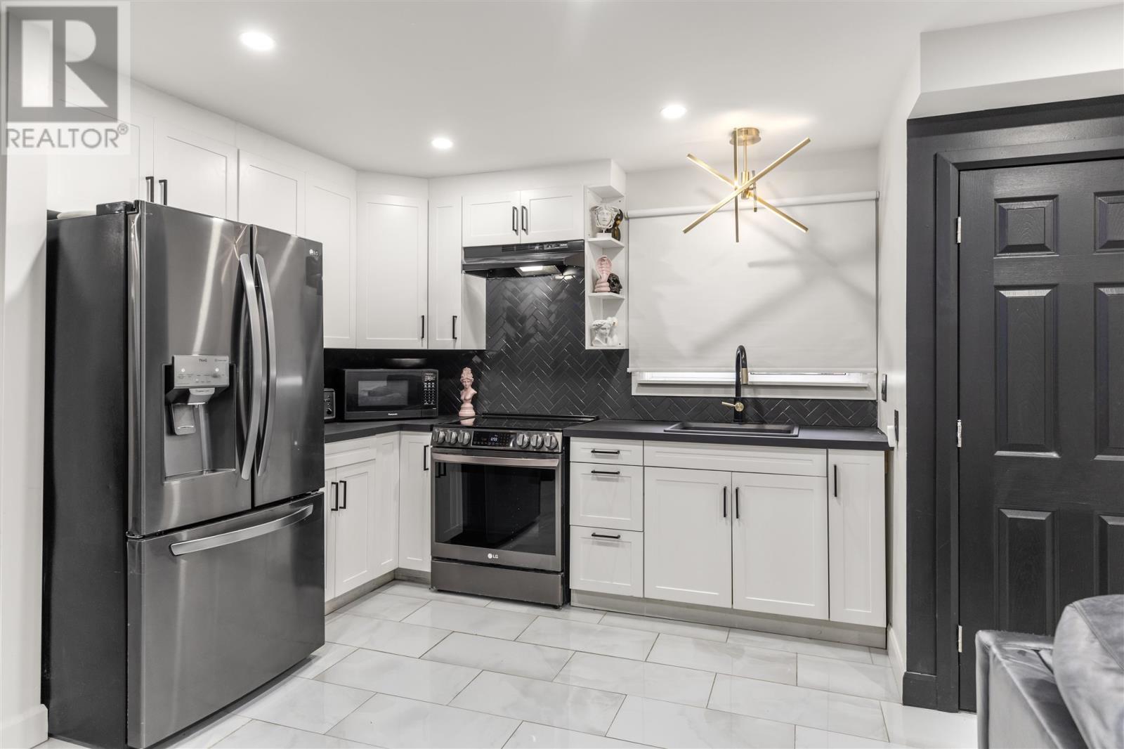 439 Parliament St, Sault Ste. Marie, Ontario  P6C 3M4 - Photo 6 - SM252627