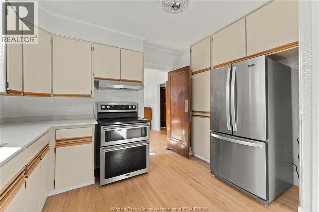 216 Thompson Boulevard, Windsor, Ontario  N8S 2G4 - Photo 12 - 25026449