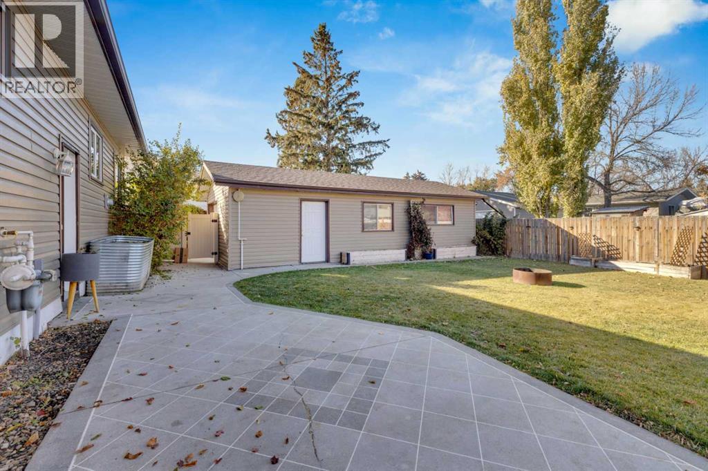 20 Stirling Close, Red Deer, Alberta  T4N 0A9 - Photo 10 - A2266550