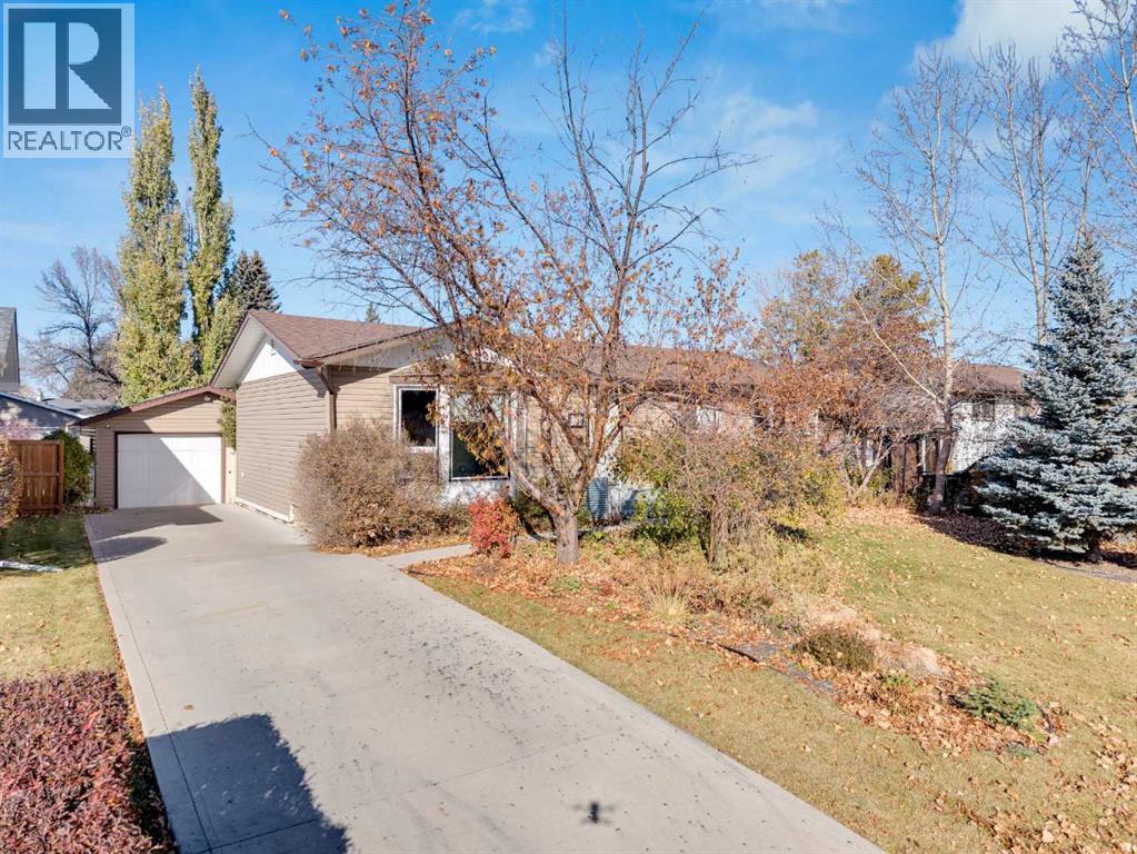 20 Stirling Close, Red Deer, Alberta  T4N 0A9 - Photo 7 - A2266550