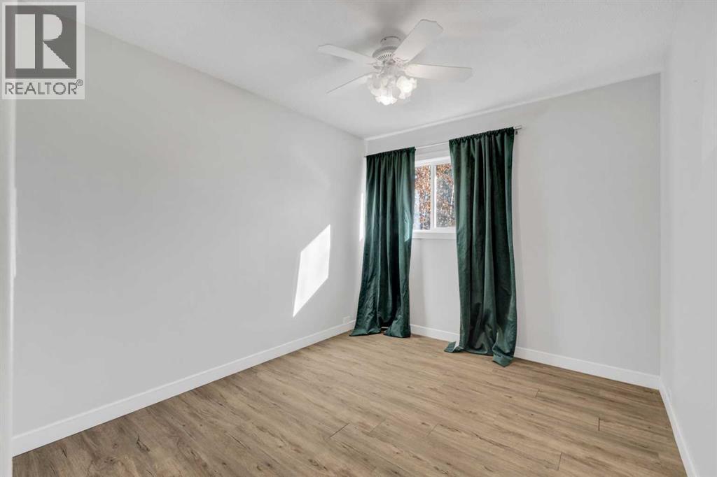 20 Stirling Close, Red Deer, Alberta  T4N 0A9 - Photo 24 - A2266550