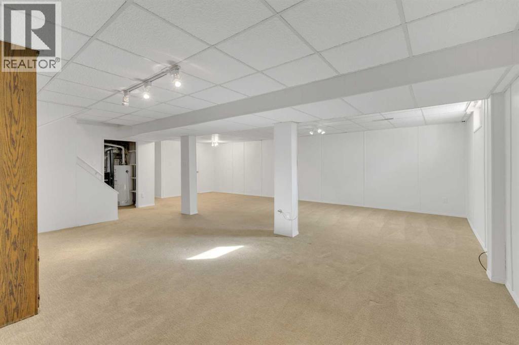 20 Stirling Close, Red Deer, Alberta  T4N 0A9 - Photo 29 - A2266550