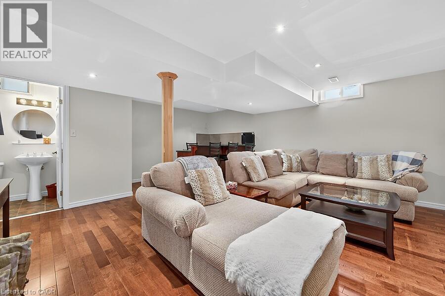 28 Woodbank Street, Hamilton, Ontario  L8J 3Y4 - Photo 38 - 40772809